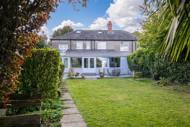 14 Lakelands Park, Terenure, Dublin