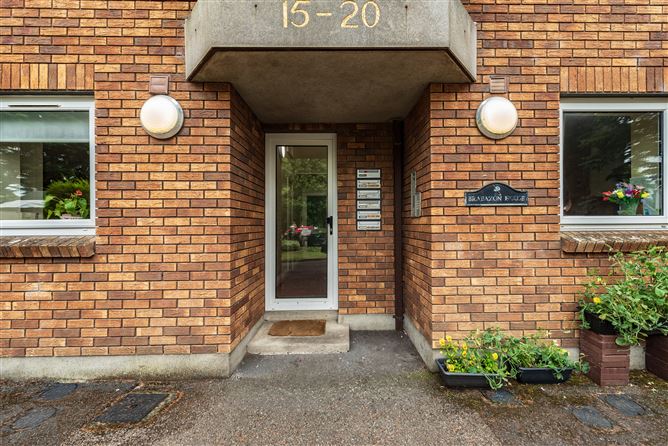 https://photos-a.propertyimages.ie/media/7/0/0/4949007/721ba068-c523-496e-b615-ca74cf37b5c4_l.jpg