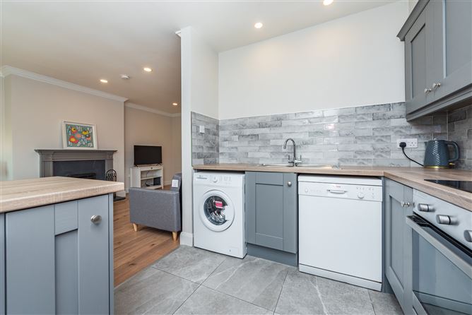 https://photos-a.propertyimages.ie/media/7/0/0/4949007/721ba068-c523-496e-b615-ca74cf37b5c4_l.jpg