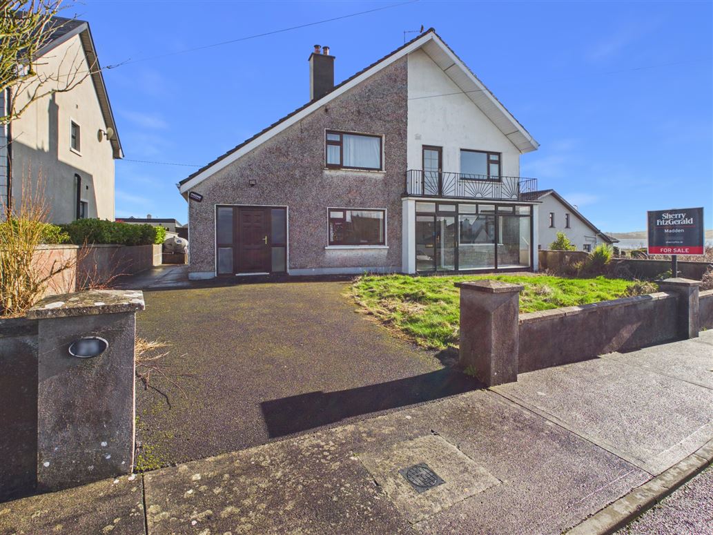 25 Lakeside Park, Loughrea, Co. Galway