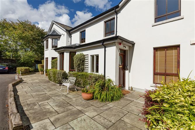 Apt 2, Brooklawn, Dungriffin Road, Howth, County Dublin