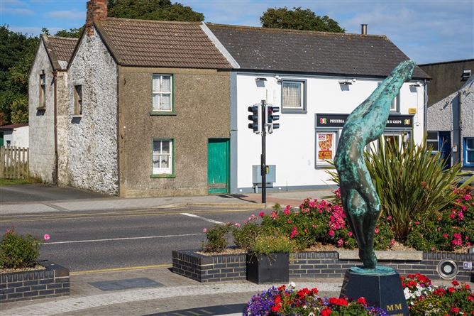 paddy white s , main street, blackrock, co. louth