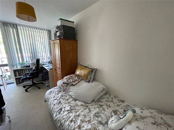 16 Glenmount, The Glen, Monaghan.