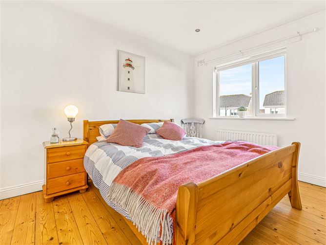 16 The Walk, Liffey Hall, Newbridge, Kildare