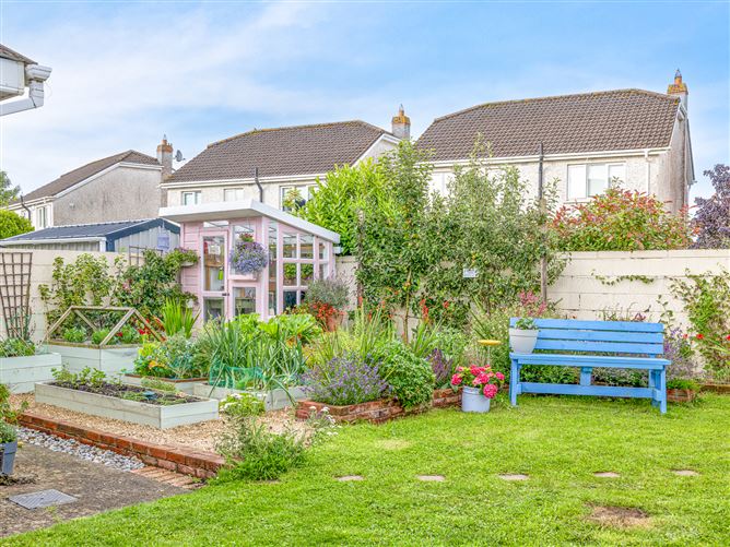 16 The Walk, Liffey Hall, Newbridge, Kildare