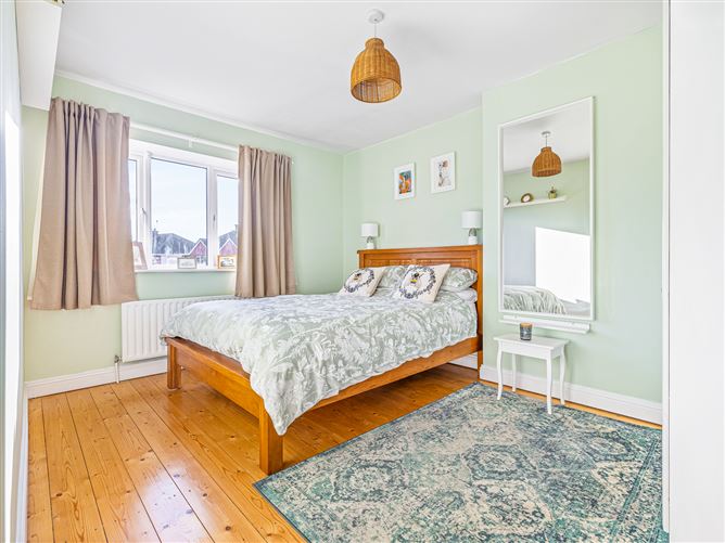 16 The Walk, Liffey Hall, Newbridge, Kildare