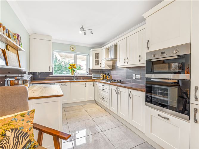 16 The Walk, Liffey Hall, Newbridge, Kildare