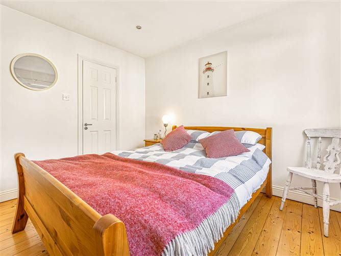 16 The Walk, Liffey Hall, Newbridge, Kildare