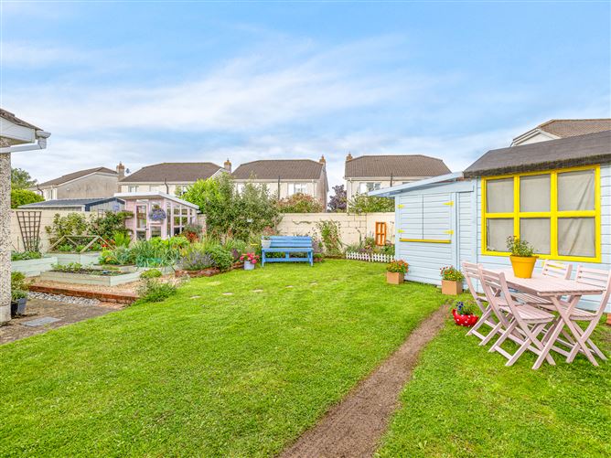 16 The Walk, Liffey Hall, Newbridge, Kildare