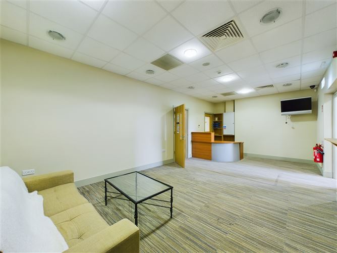 Unit 16, Roslevan Shopping Centre, Tulla Road, Ennis, Co. Clare