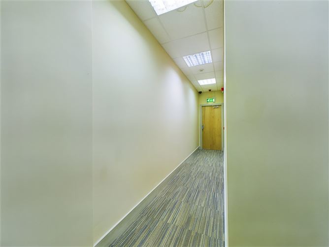 Unit 16, Roslevan Shopping Centre, Tulla Road, Ennis, Co. Clare