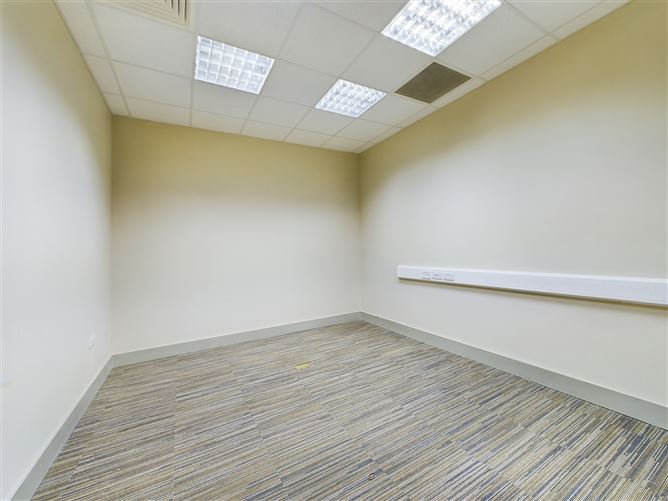 Unit 16, Roslevan Shopping Centre, Tulla Road, Ennis, Co. Clare