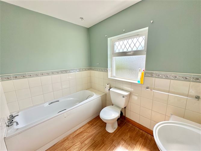 7 Gola Crest, Scotstown, Monaghan