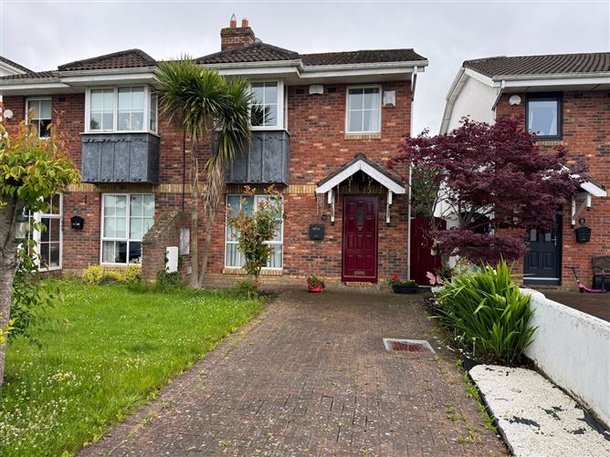 20 Esker Woods Drive, Lucan, Co. Dublin