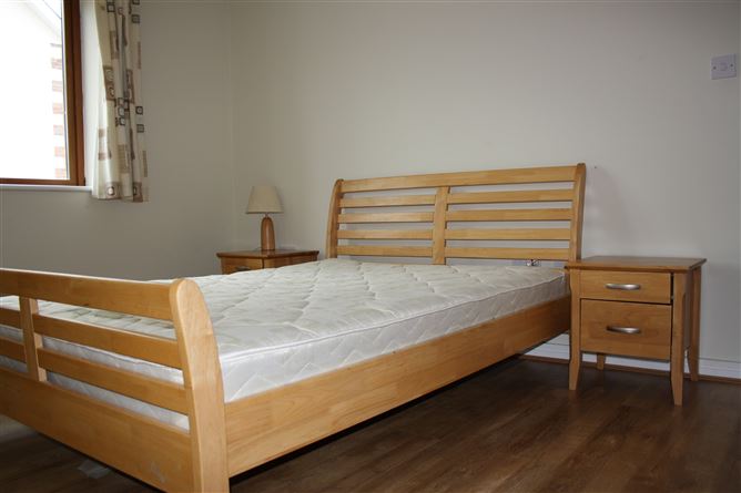 28 The Stableyard, Oldtown Demesne, Naas , Co Kildare, Naas, Kildare, W91 N795