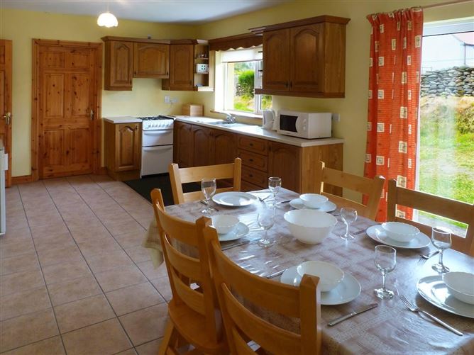 3 Bed in Dingle,Dingle,  Kerry
