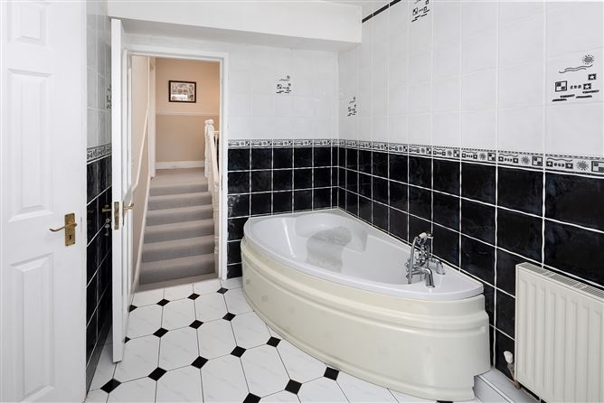 Lakeview, Carrignafoy, Cobh, Co. Cork- , Cobh, Cork