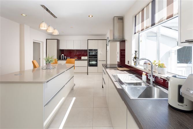 Lakeview, Carrignafoy, Cobh, Co. Cork- , Cobh, Cork