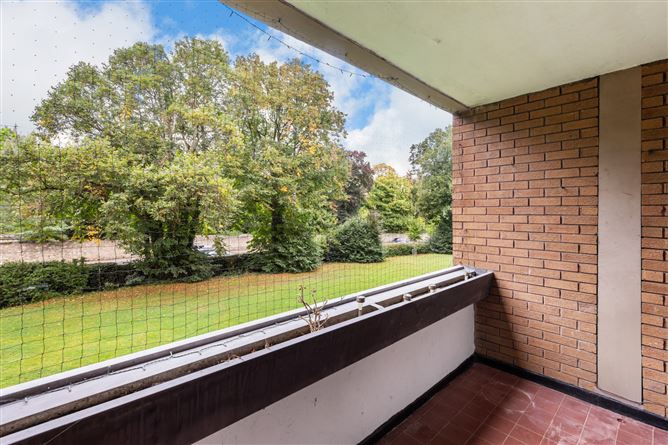 11 Rowan Hall, Millbrook Village, Milltown, Dublin 6