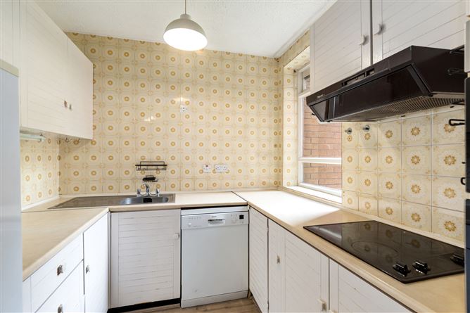 11 Rowan Hall, Millbrook Village, Milltown, Dublin 6