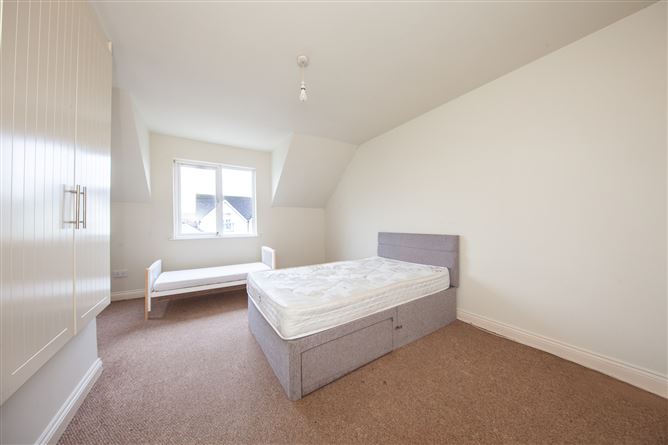 11 Delhurst Avenue, Ongar Park, Dublin 15, Co. Dublin
