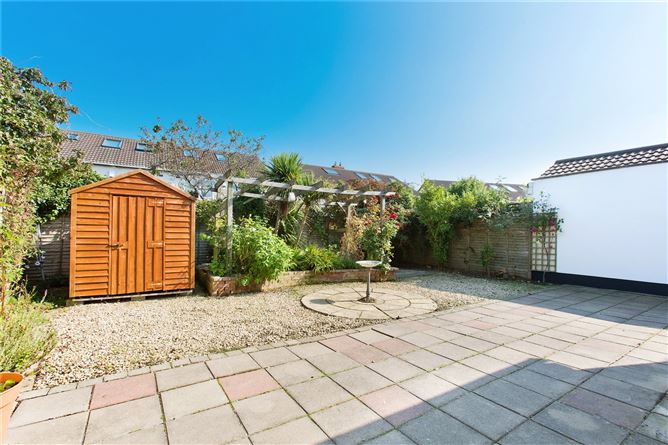 26 Glencairn Crescent, The Gallops, Leopardstown, Dublin 18