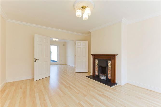 26 Glencairn Crescent, The Gallops, Leopardstown, Dublin 18
