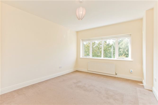26 Glencairn Crescent, The Gallops, Leopardstown, Dublin 18