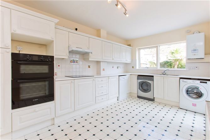 26 Glencairn Crescent, The Gallops, Leopardstown, Dublin 18