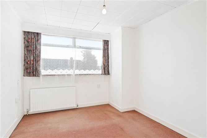 27 Shelton Park, Kimmage, Dublin 12