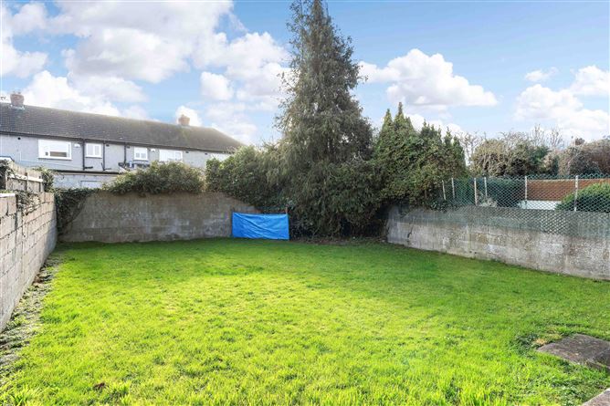 27 Shelton Park, Kimmage, Dublin 12