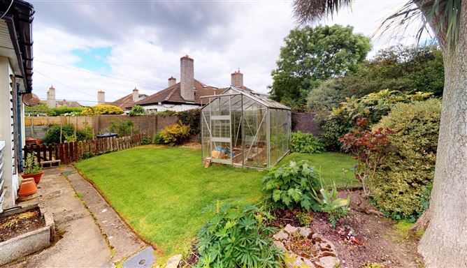 5 Beeches Park, Off Station Road, Glenageary, Co. Dublin