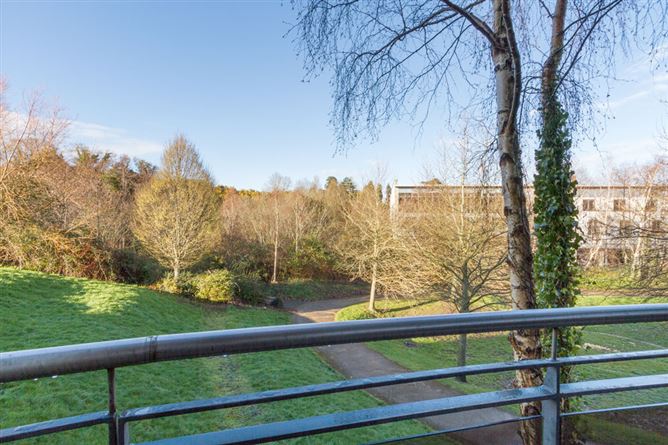 2 Glenbrook Hall, Newtownmountkennedy, Wicklow