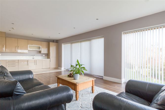 2 Glenbrook Hall, Newtownmountkennedy, Wicklow