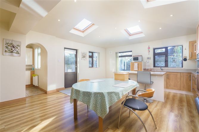 8 Clune Road, Finglas, Dublin 11