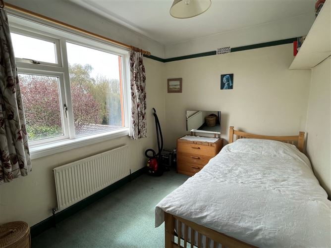 8 Old Westfields, North Circular Road, Limerick