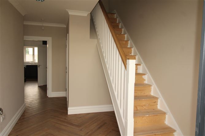 2 Beech Hill, Crossmolina, Mayo