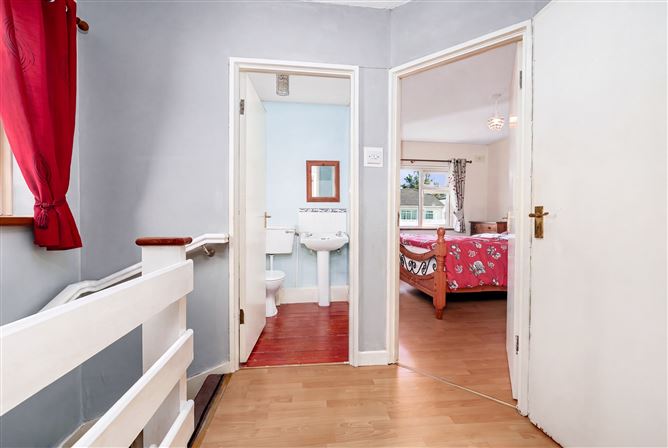 Photo 12 of 26 — 178 Whitethorn Gardens, Clondalkin, Dublin 22