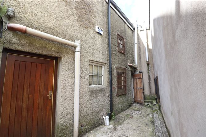 1 Cavan Street, Cootehill, Co. Cavan