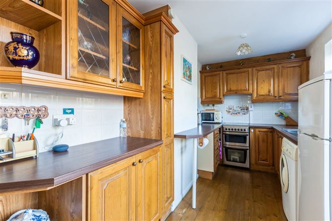 48 Glin Road, Coolock, Dublin 17.