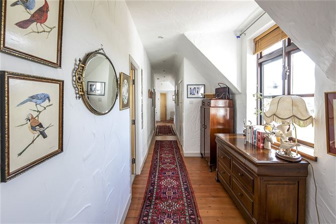 Gryphon House, Cullen, Riverstick, Kinsale, Co. Cork