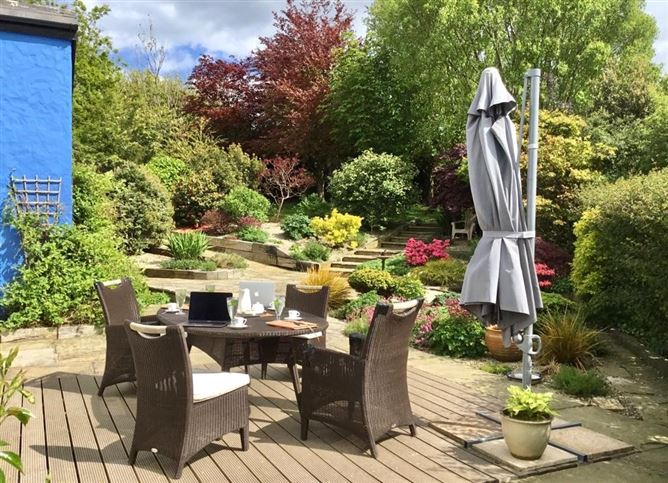 Gryphon House, Cullen, Riverstick, Kinsale, Co. Cork