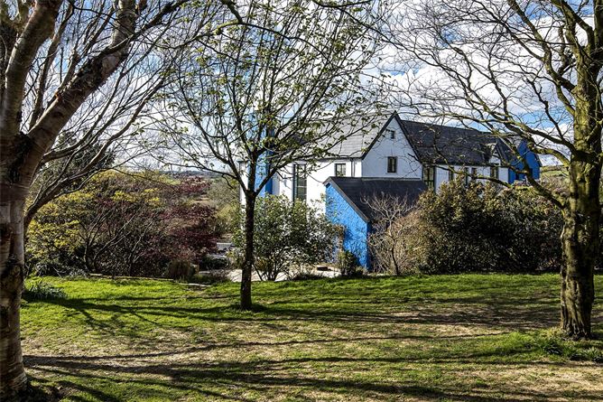 Gryphon House, Cullen, Riverstick, Kinsale, Co. Cork