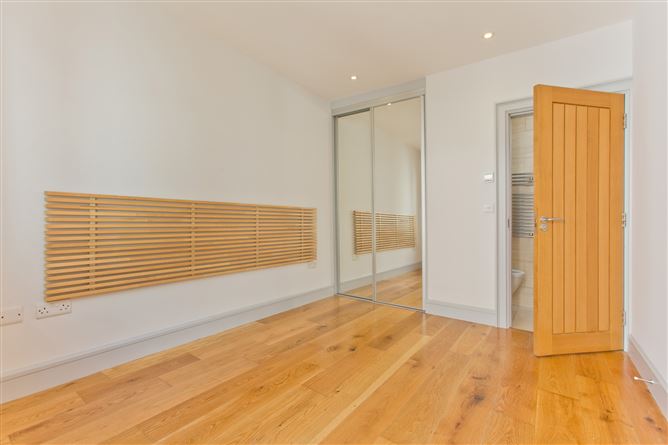 2 Pembroke Cottages, Ringsend, Dublin 4