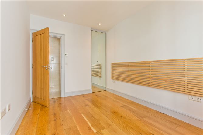 2 Pembroke Cottages, Ringsend, Dublin 4