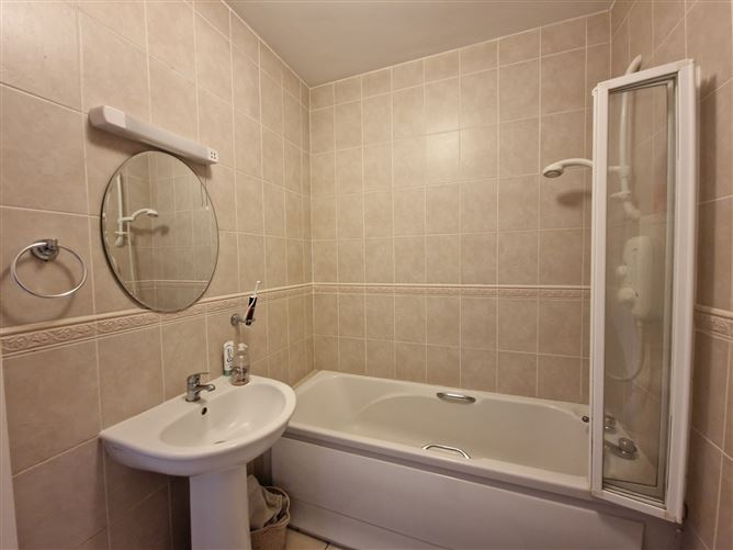 12 Orchard Court, Elm Park, Claremorris, Co. Mayo
