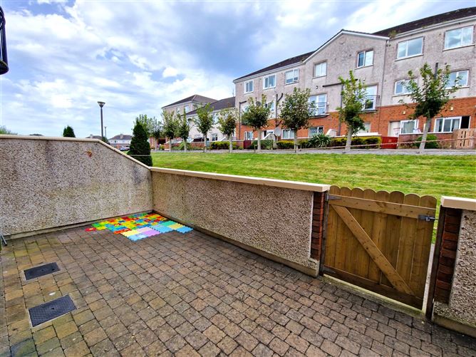 12 Orchard Court, Elm Park, Claremorris, Co. Mayo