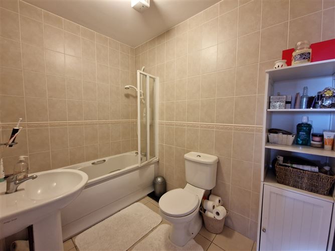 12 Orchard Court, Elm Park, Claremorris, Co. Mayo