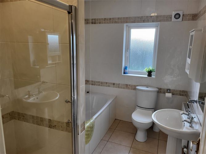 45 River Meadow, Dromod, Leitrim