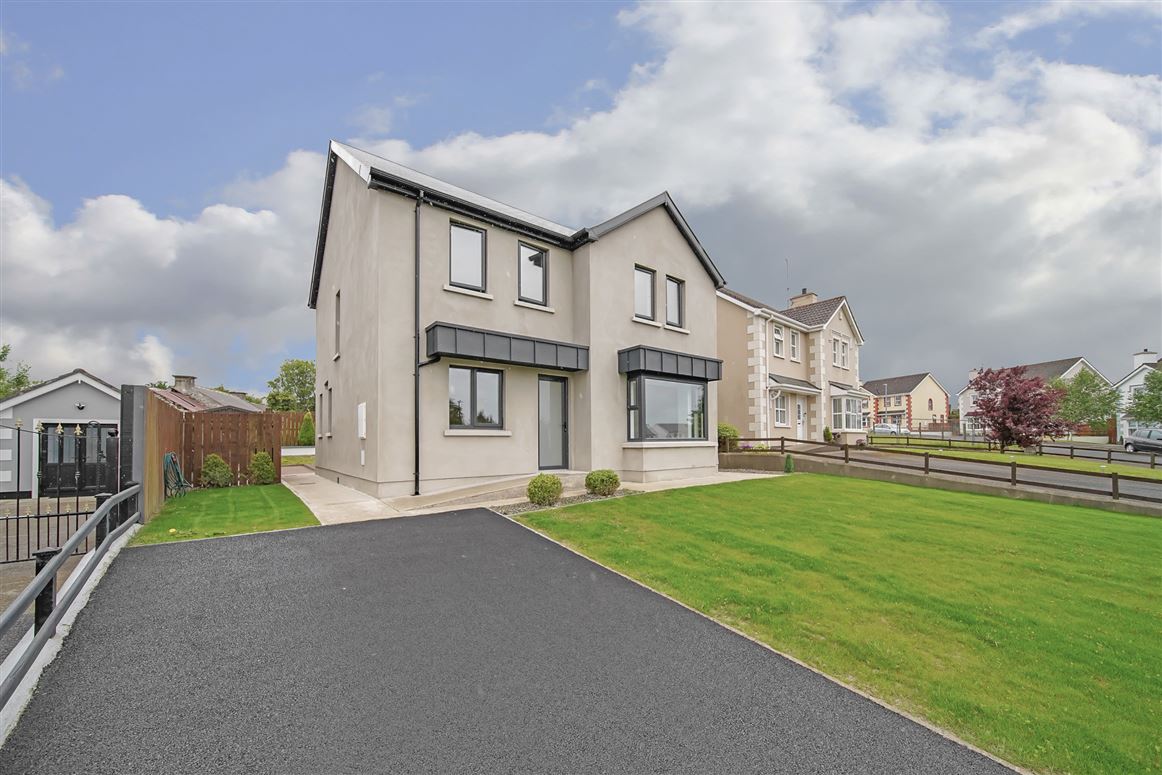 16 Oakwood Park, Lismonaghan, Letterkenny, Co. Donegal